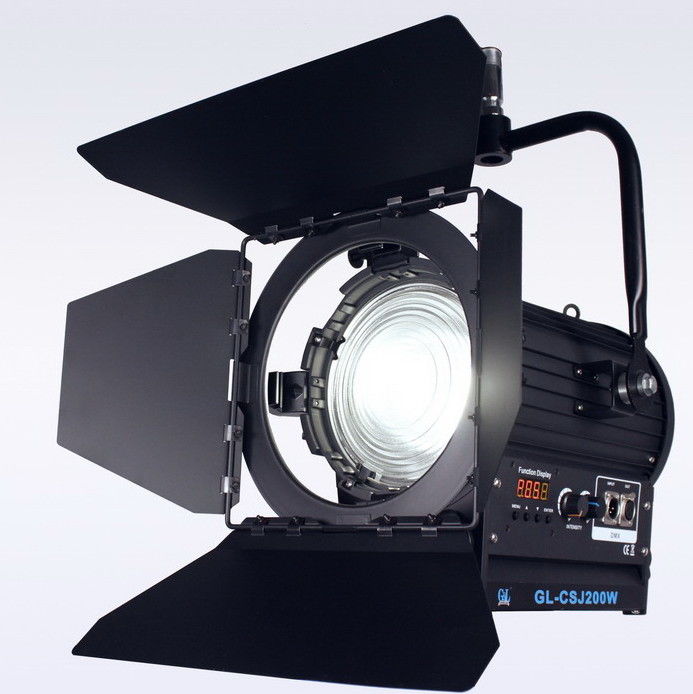 Colore della Bi della luce delle luci 200W LED Fresnel del film di Istruzione Autodidattica 92 NESSUN fan per illuminazione professionale dello studio fornitore